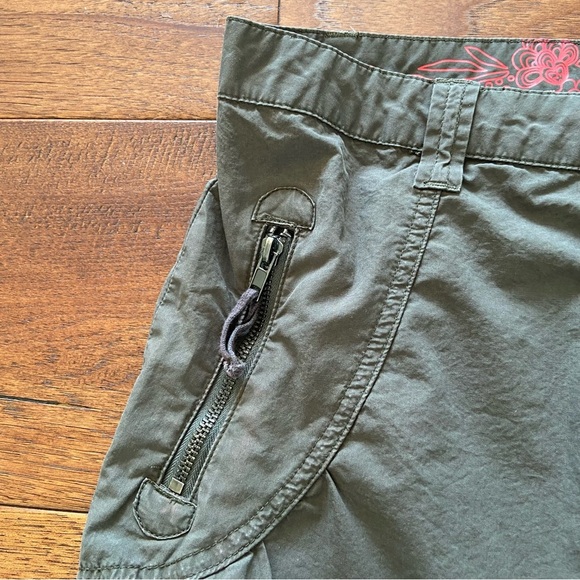 90s Y2K Vintage Groggy Olive Green Mini Skirt - Picture 11 of 15